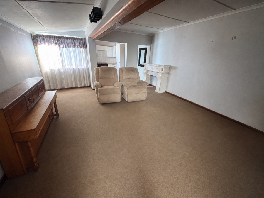 4 Bedroom Property for Sale in Nahoon Beach Eastern Cape